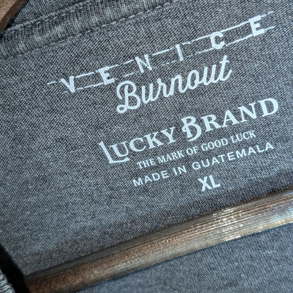 Lucky Brand Nashville Guitars tee - Picture 2 of 14